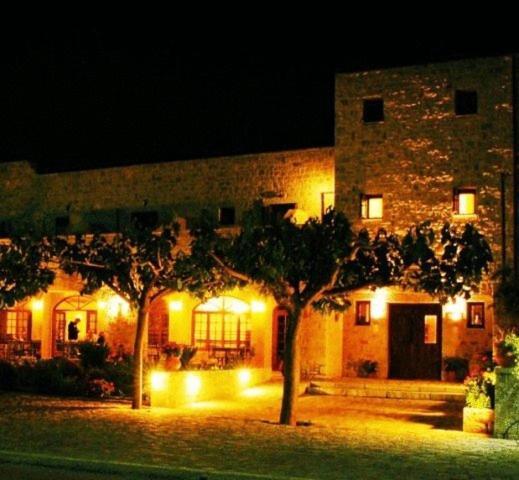 Vlyhada Guesthouse Pírgos Dhiroú Exterior foto